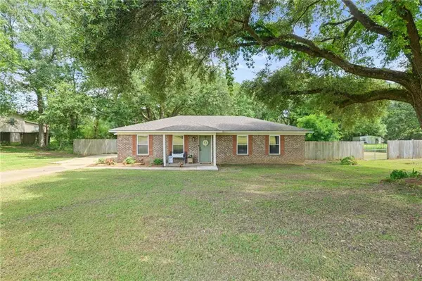 6300-K Maurice Poiroux Road, Theodore, AL 36582