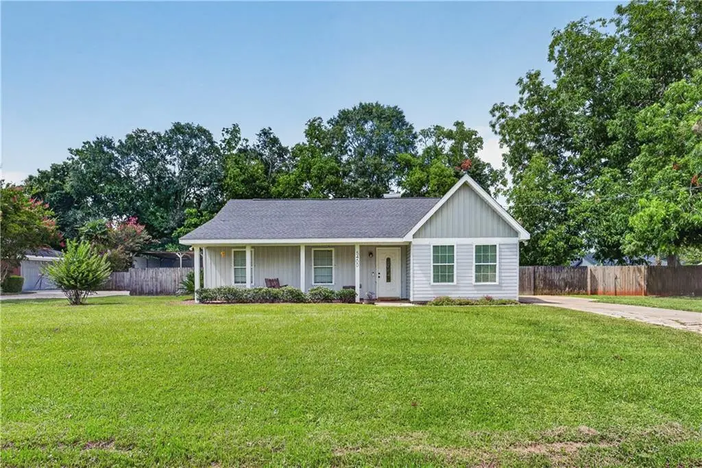 5400 Country Club Boulevard, Theodore, AL 36582 - #1