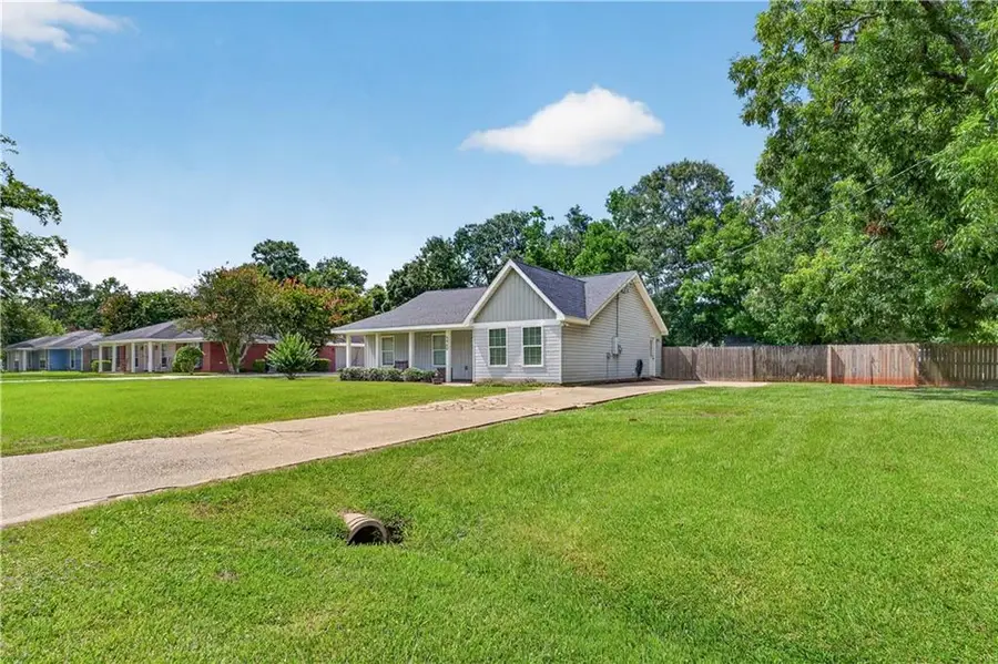 5400 Country Club Boulevard, Theodore, AL 36582 - #3