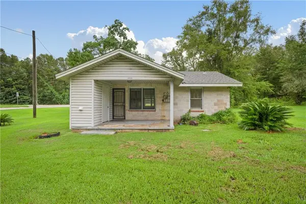 5829 Theodore Dawes Road, Theodore, AL 36582