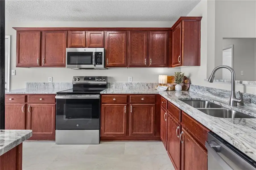 2074 Spring Grove W, Mobile, AL 36695 - #2