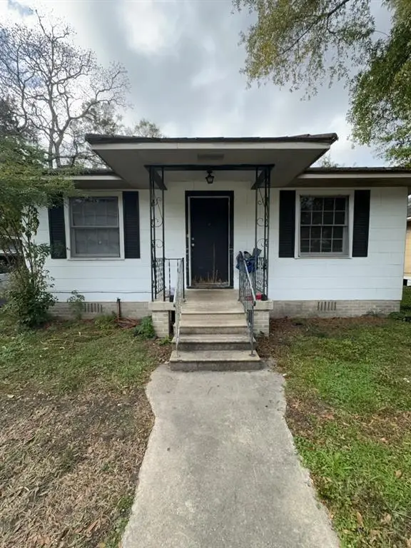 65 Lefevre Street, Mobile, AL 36607 - #1