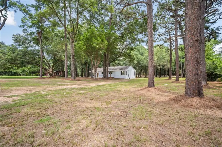 4912 Outlaw Road, Eight Mile, AL 36613 - #2