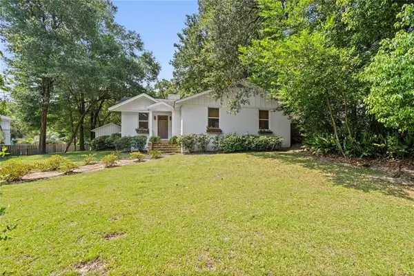 3751 Old Shell Road, Mobile, AL 36608