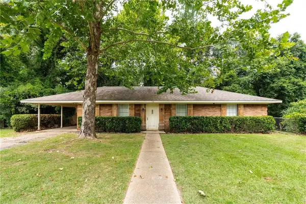 536 Woodlore Drive, Chickasaw, AL 36611
