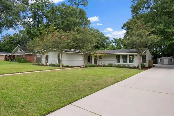 3908 Pembrocke Avenue, Mobile, AL 36608