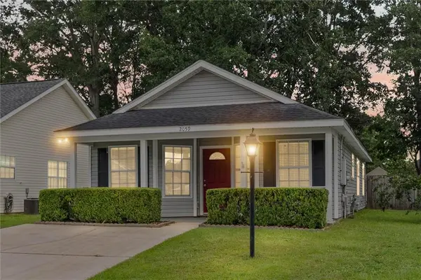 2059 Laurel Oak Court, Mobile, AL 36695