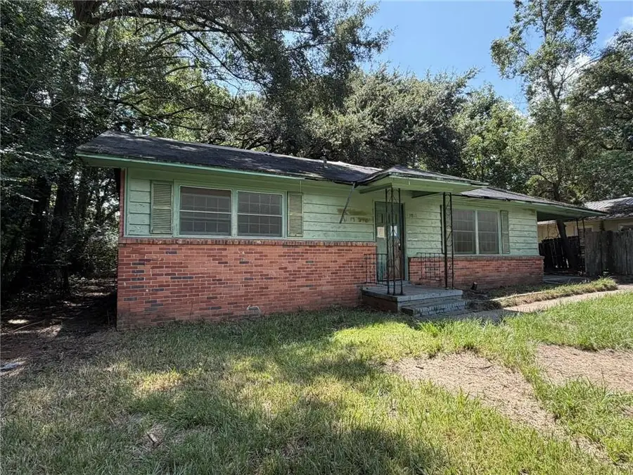 3011 Curry Drive W, Mobile, AL 36605 - #3