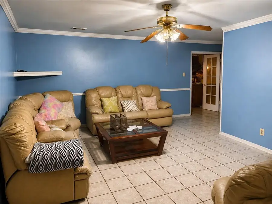 1632 Longwood Court, Mobile, AL 36609 - #3