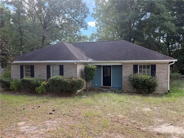 1075 Salco Road W, Axis, AL 36505