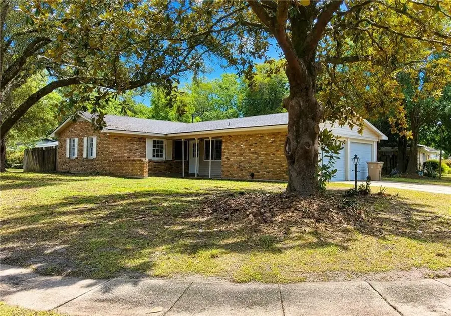 3621 Heritage Drive N, Mobile, AL 36609 - #2