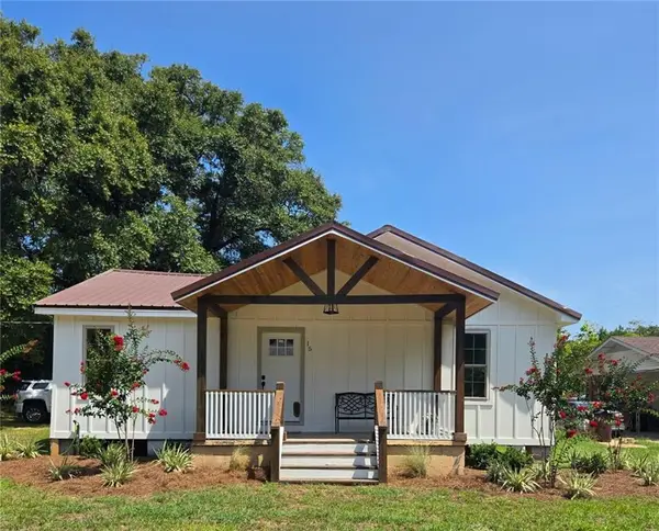 15 Oak Avenue, Satsuma, AL 36572