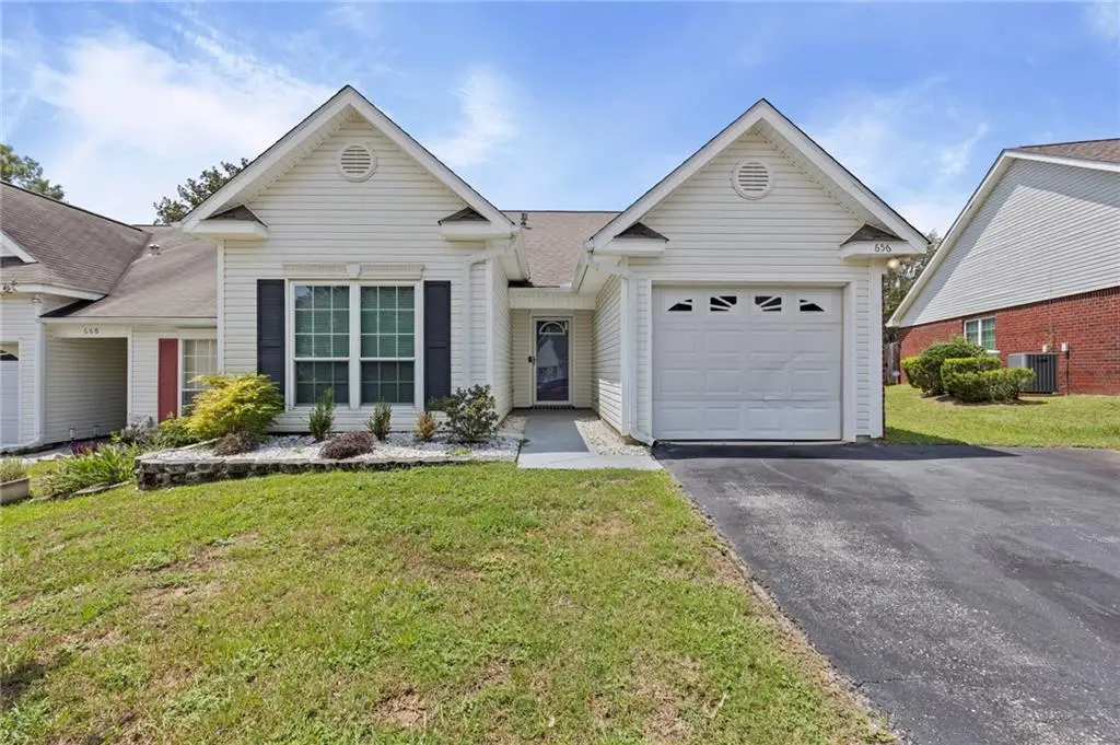 656 Spring Lake Drive W, Mobile, AL 36695 - #1