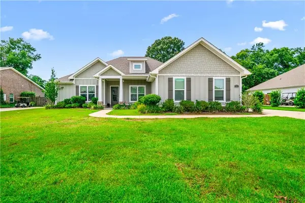 420 Nandina Loop, Fairhope, AL 36532