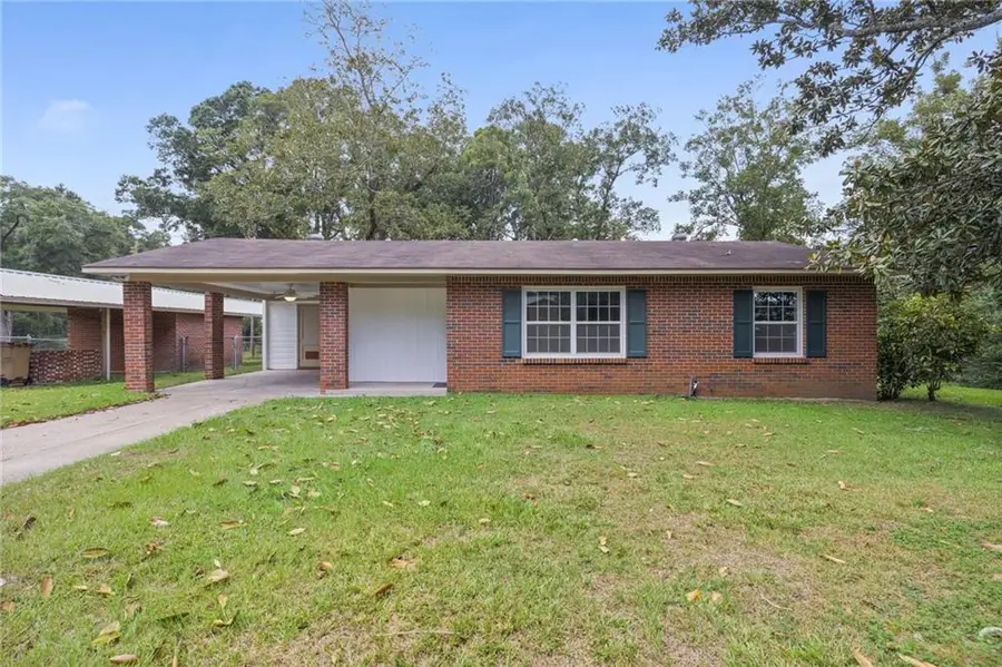 3001 Charmingdale Drive E, Mobile, AL 36618 - #2