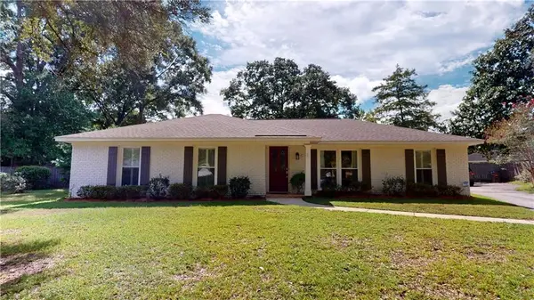 418 Stirrup Court, Mobile, AL 36608