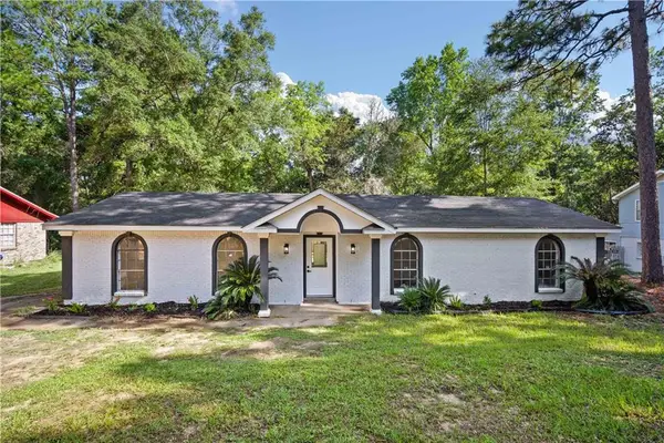 6804 Greenway Drive N, Mobile, AL 36608
