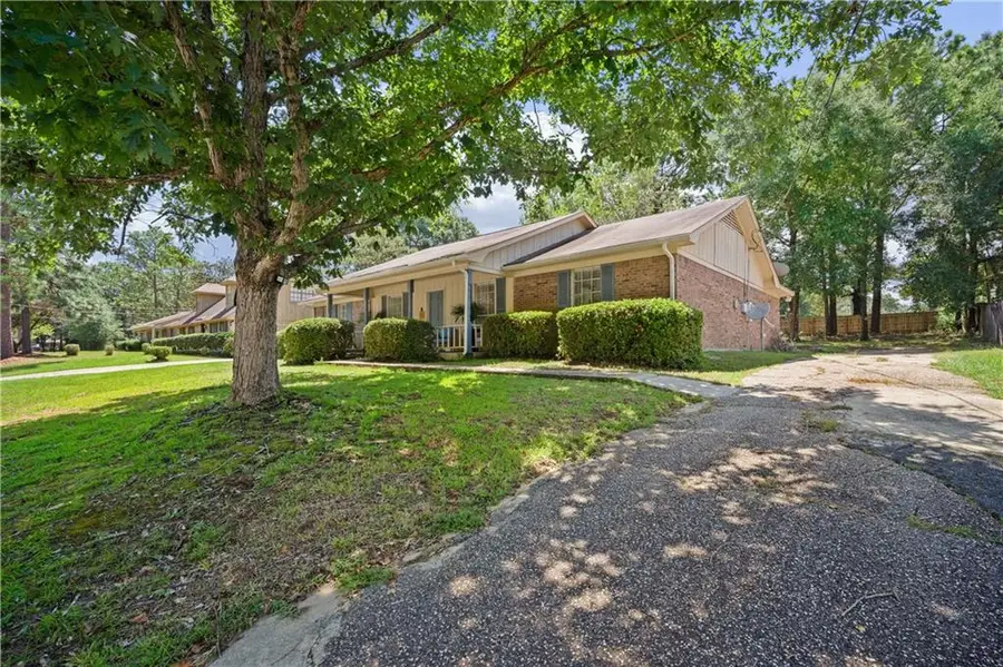 5225 Wilhelm Drive, Mobile, AL 36618 - #2