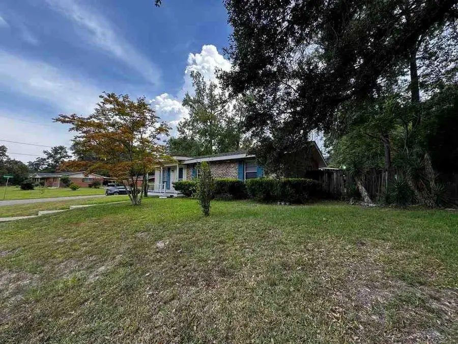 1006 Belvedere Circle E, Mobile, AL 36606 - #2