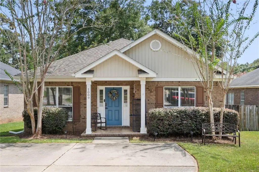 1009 Linlen Avenue, Mobile, AL 36609 - #1