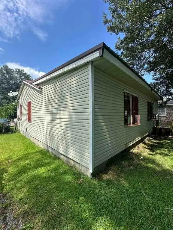 2451 Pinetree Drive, Mobile, AL 36617 - #2