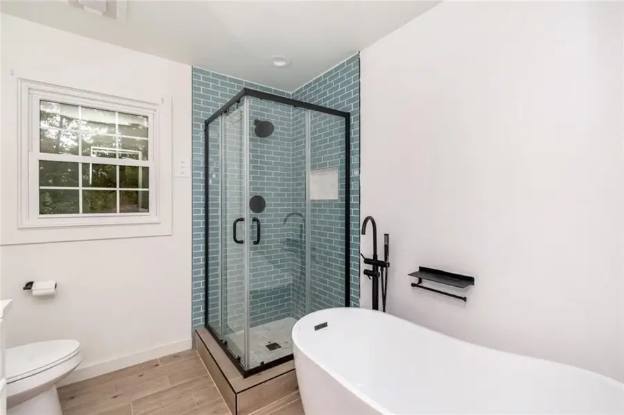 745 Westmoreland Drive E, Mobile, AL 36609 - #2