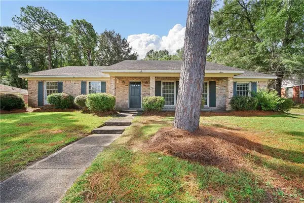 6225 Parkwood Drive, Mobile, AL 36608