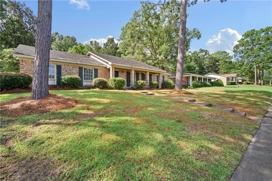 6225 Parkwood Drive, Mobile, AL 36608 - #2