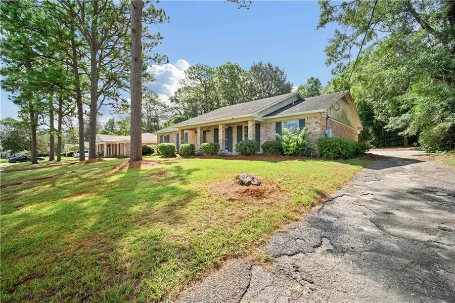 6225 Parkwood Drive, Mobile, AL 36608 - #3