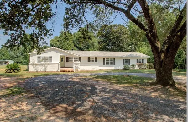 15162 Randolph Foster Road, Wilmer, AL 36587