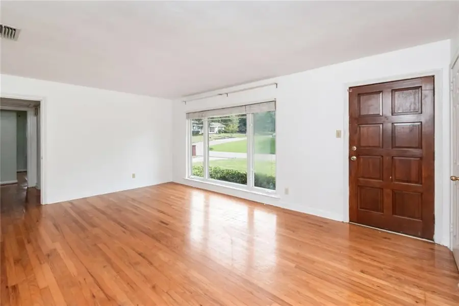5400 Lusann Drive N, Mobile, AL 36608 - #3