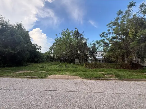 1104 Elmira Street, Mobile, AL 36604