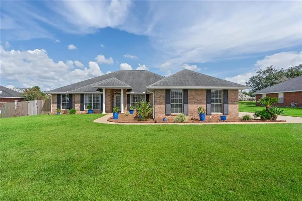 1427 Hunters Ridge Drive W, Mobile, AL 36695 - #1