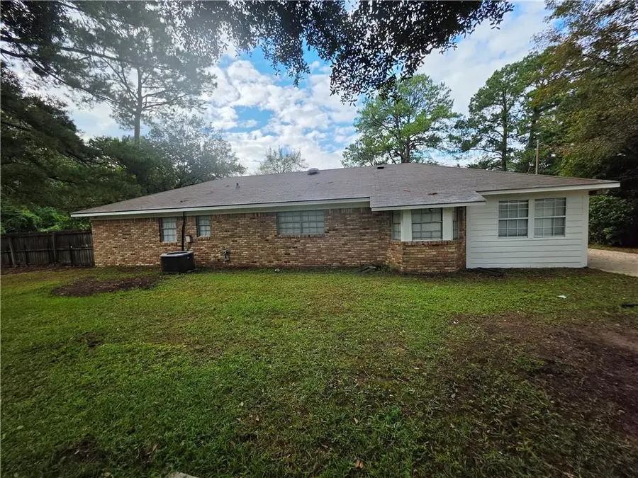 200 Yew Street, Satsuma, AL 36572 - #2