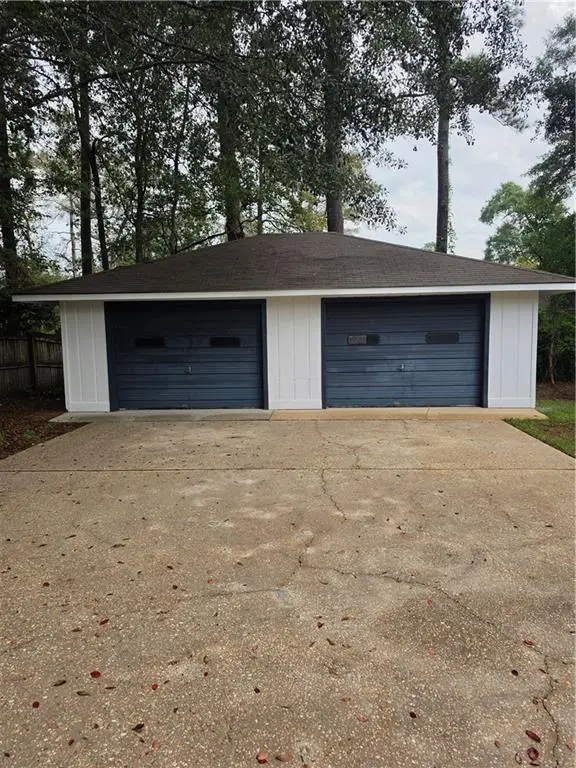 200 Yew Street, Satsuma, AL 36572 - #3