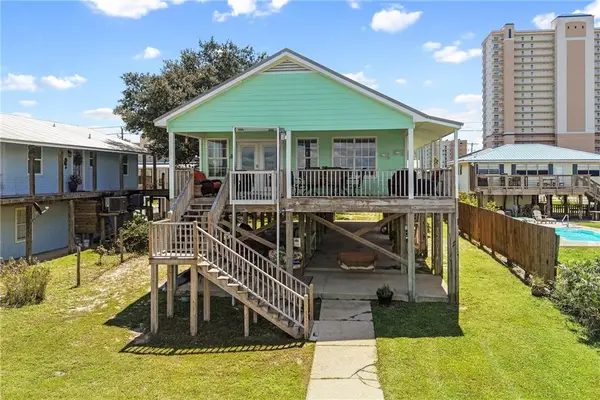 994 W Lagoon Avenue W, Gulf Shores, AL 36542