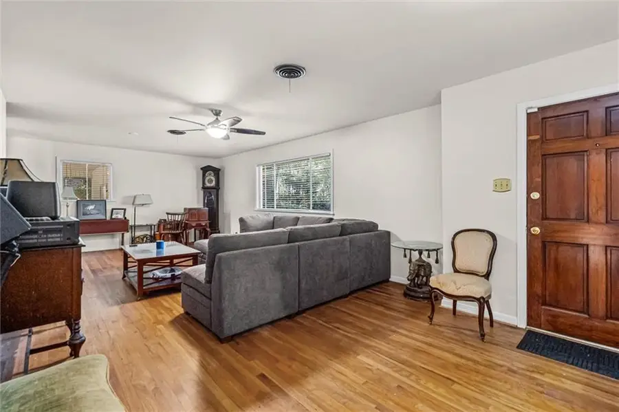 269 Hillcrest Drive, Mobile, AL 36609 - #2