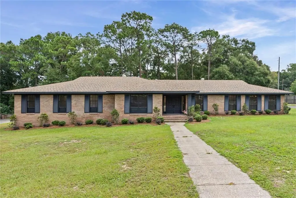 241 Suzanne Circle, Mobile, AL 36608 - #1