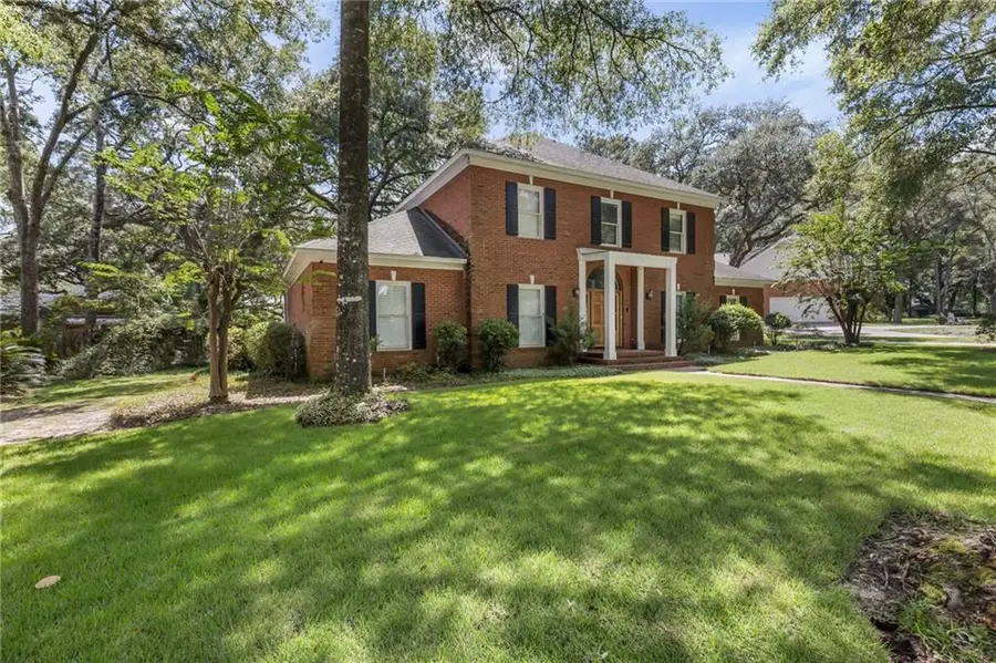7023 Charleston Oaks Drive N, Mobile, AL 36695 - #2