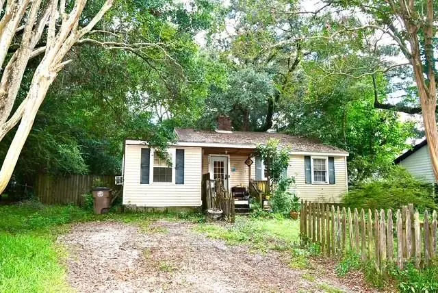 106 Border Drive W, Mobile, AL 36608 - #1