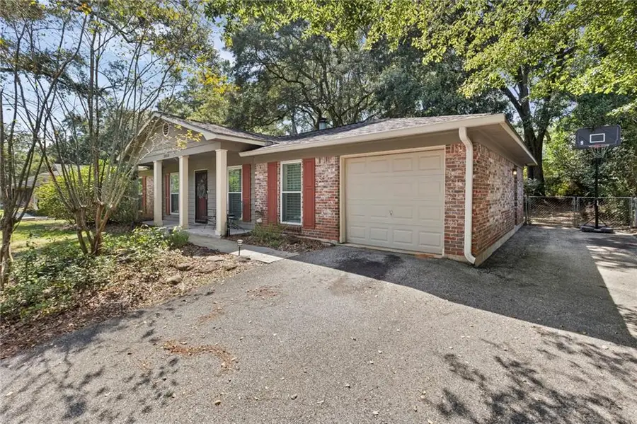 3058 Longleaf Drive, Mobile, AL 36693 - #3