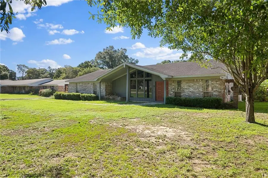 504 Vaughn Drive N, Satsuma, AL 36572 - #2