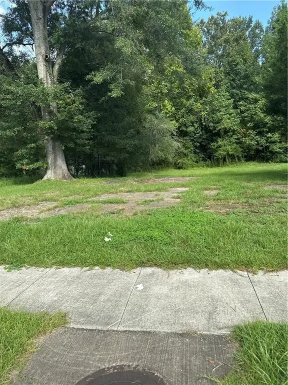 7230 Old Shell Road, Mobile, AL 36612 - #1