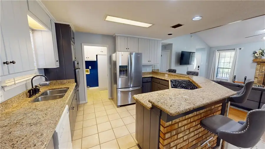 2721 East Road, Mobile, AL 36693 - #3
