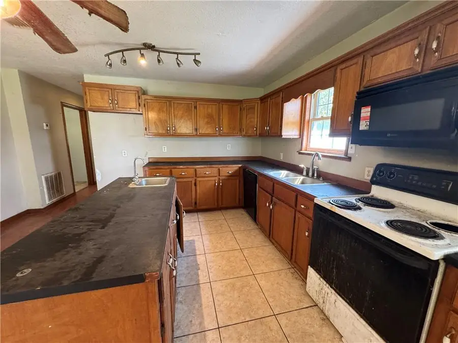 6830 Cook Avenue, Irvington, AL 36544 - #2