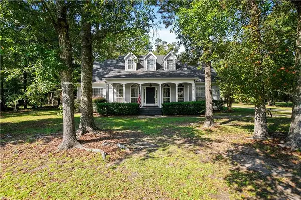 907 Mixon Avenue, Bay Minette, AL 36507