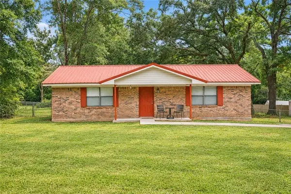 15651 Dogwood Road N, Bay Minette, AL 36507