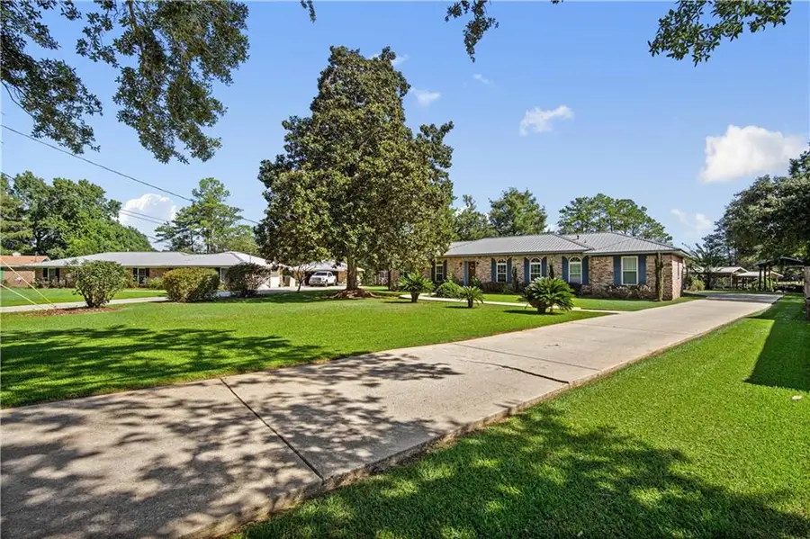 4589 Canal Circle W, Mobile, AL 36619 - #3