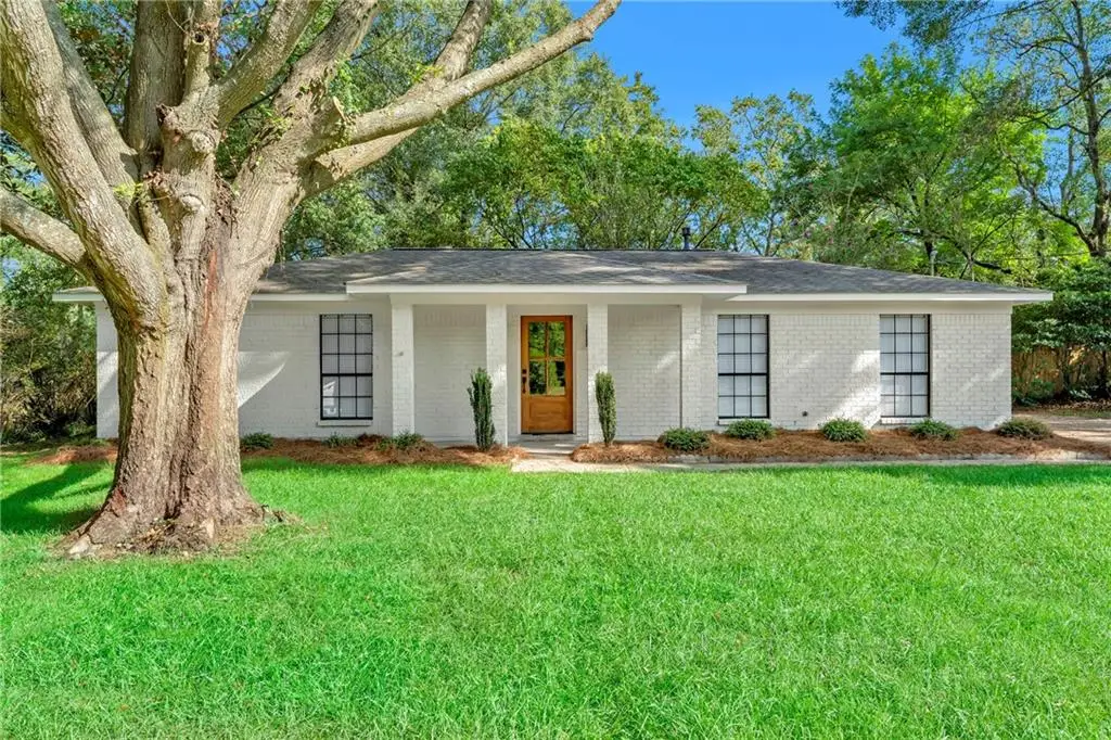 6750 Somerset Drive N, Mobile, AL 36619 - #1