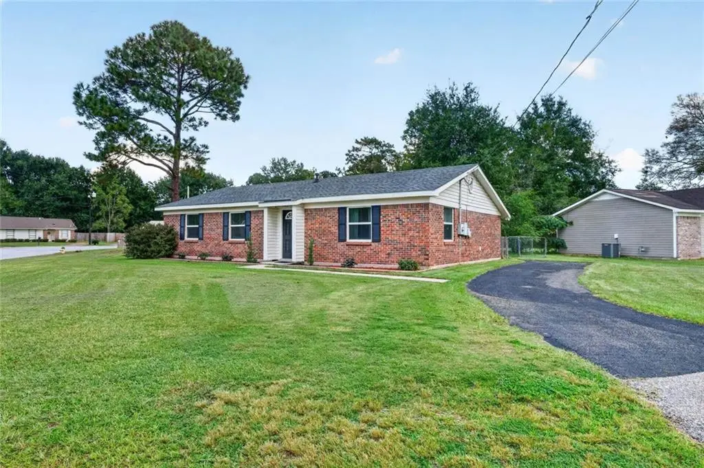 801 Trailwood Drive W, Mobile, AL 36608 - #1
